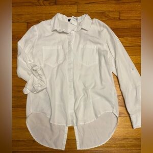 New! Women’s Velvet Heart White Button Down Blouse Size M